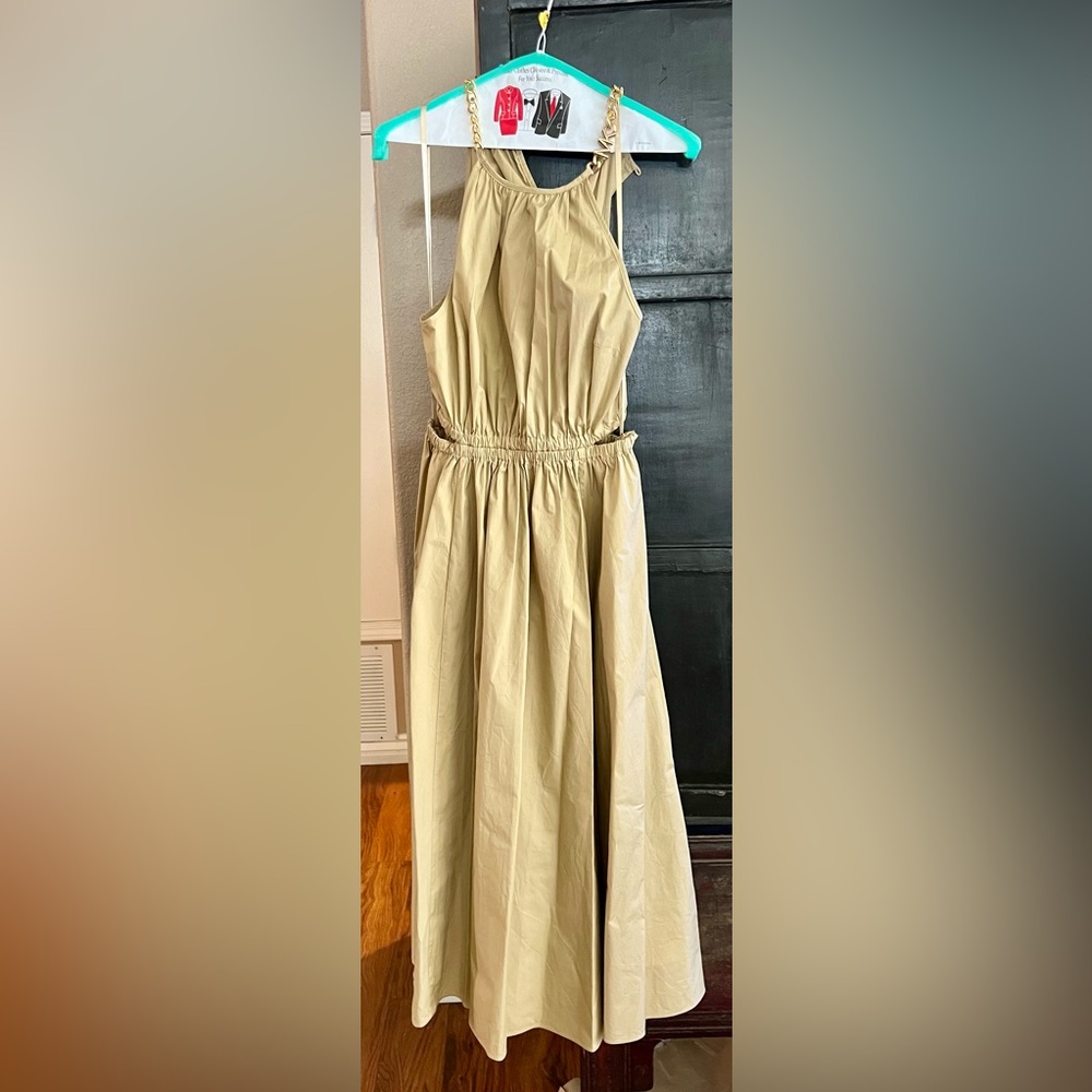 Chain neck alter dress cut side cut out